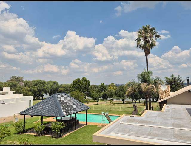 4 BEDROOM HOUSE FOR SALE IN VAALVIEW